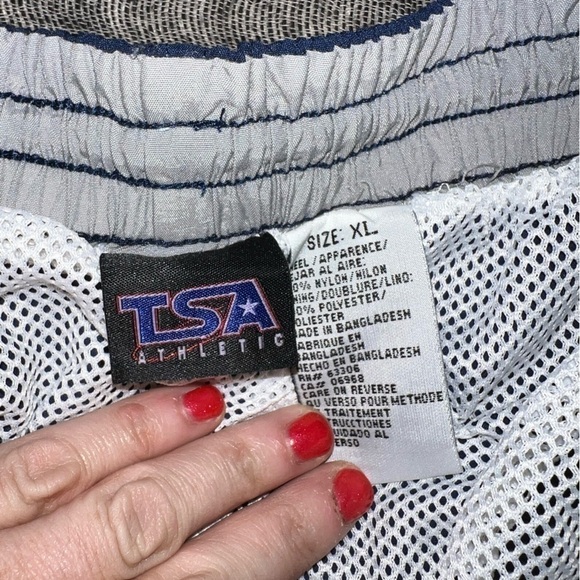 TSA Athletic Men’s athletic shorts, pockets, great condition! Nylon and mesh. - Picture 2 of 4